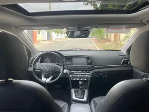 Hyundai Elantra Limited 2020 Silver