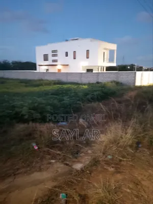 2 Plots at the Southern Entrance of Palm Ridge Comm24 for Sale