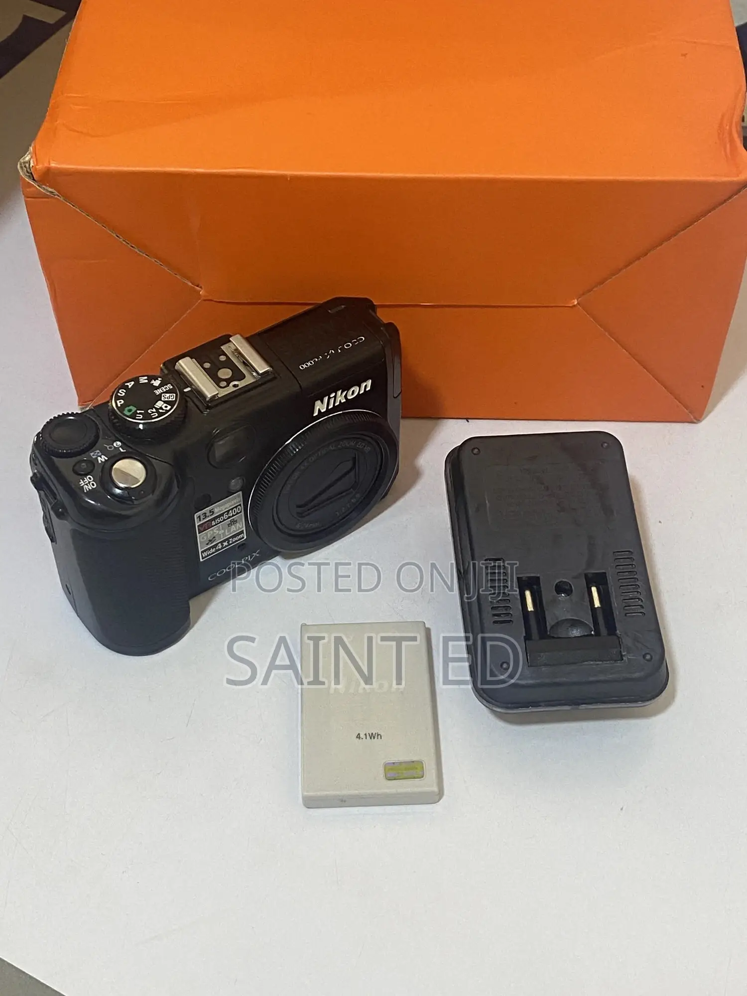 Nikon Coolpix P6000