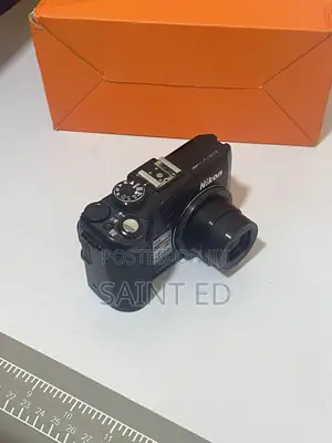 Nikon Coolpix P6000