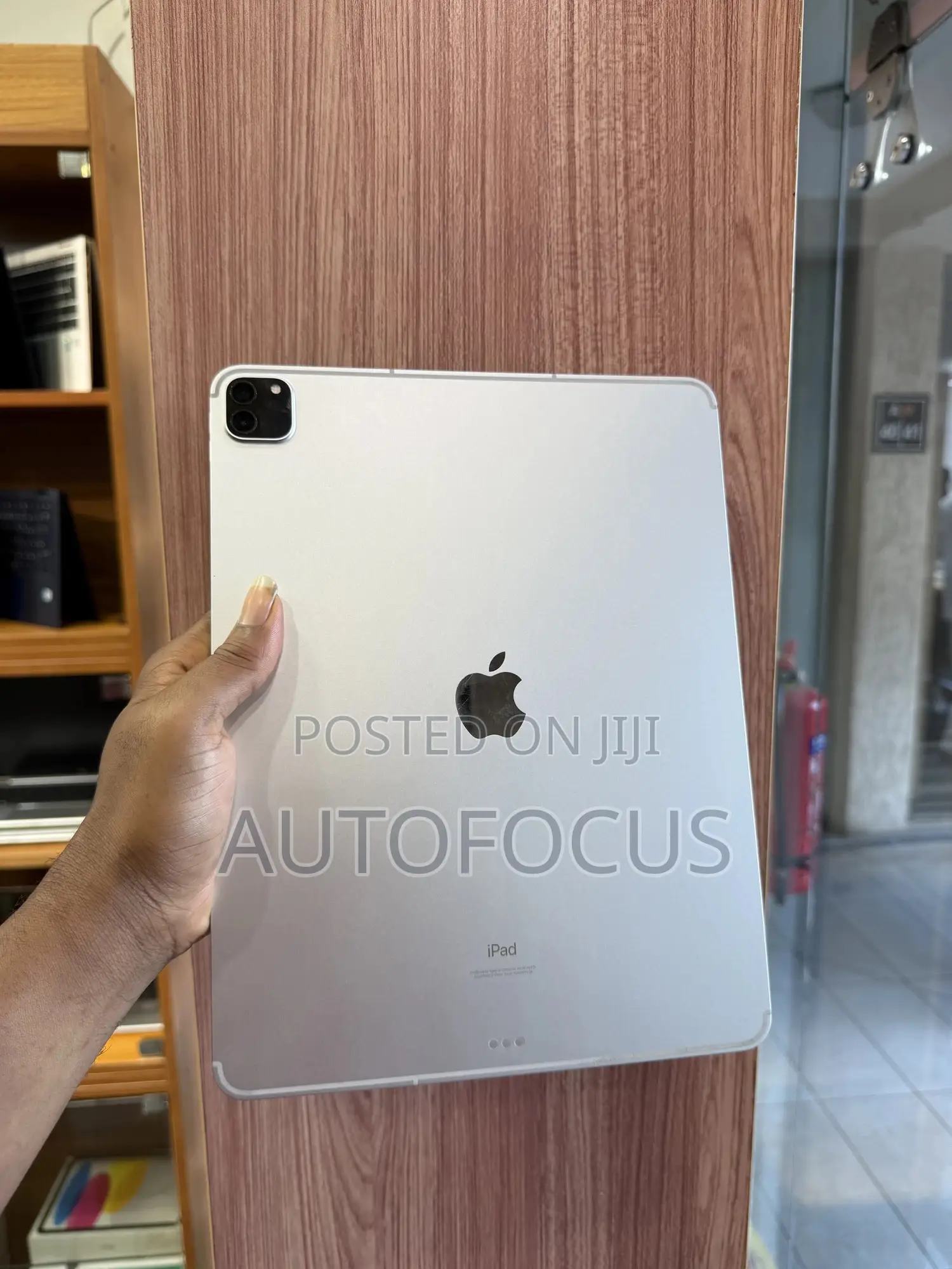 Apple iPad Pro 12.9 (2020) 128 GB Silver
