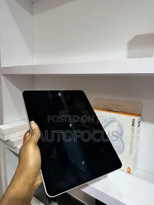 Apple iPad Pro 13 (2024) 256 GB Silver