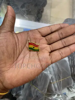 Ghana Flag Enamel Lapel Pin Badge Gold-Tone Metal Brooch