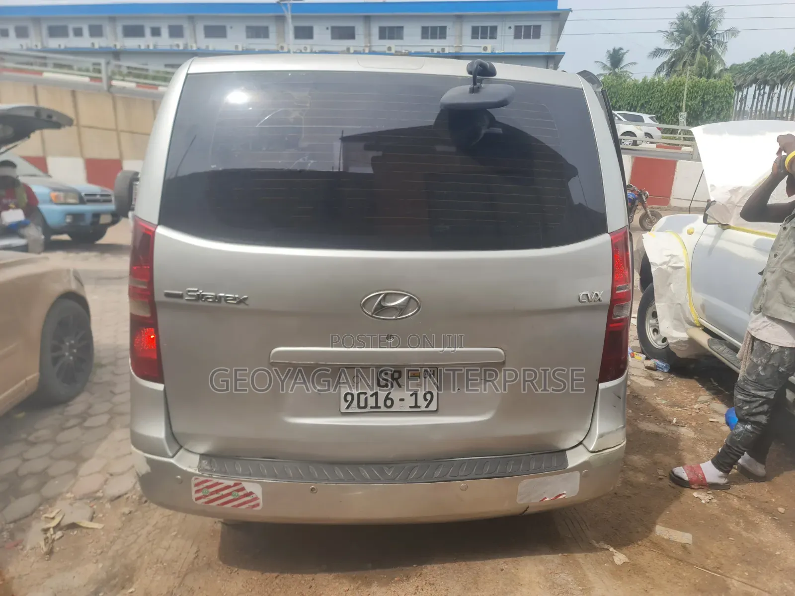 Hyundai H200 2008 Silver