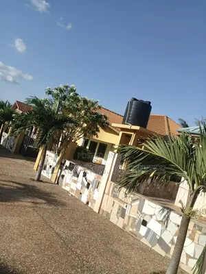4bdrm House in Oyarifa, Ghana Flag for rent