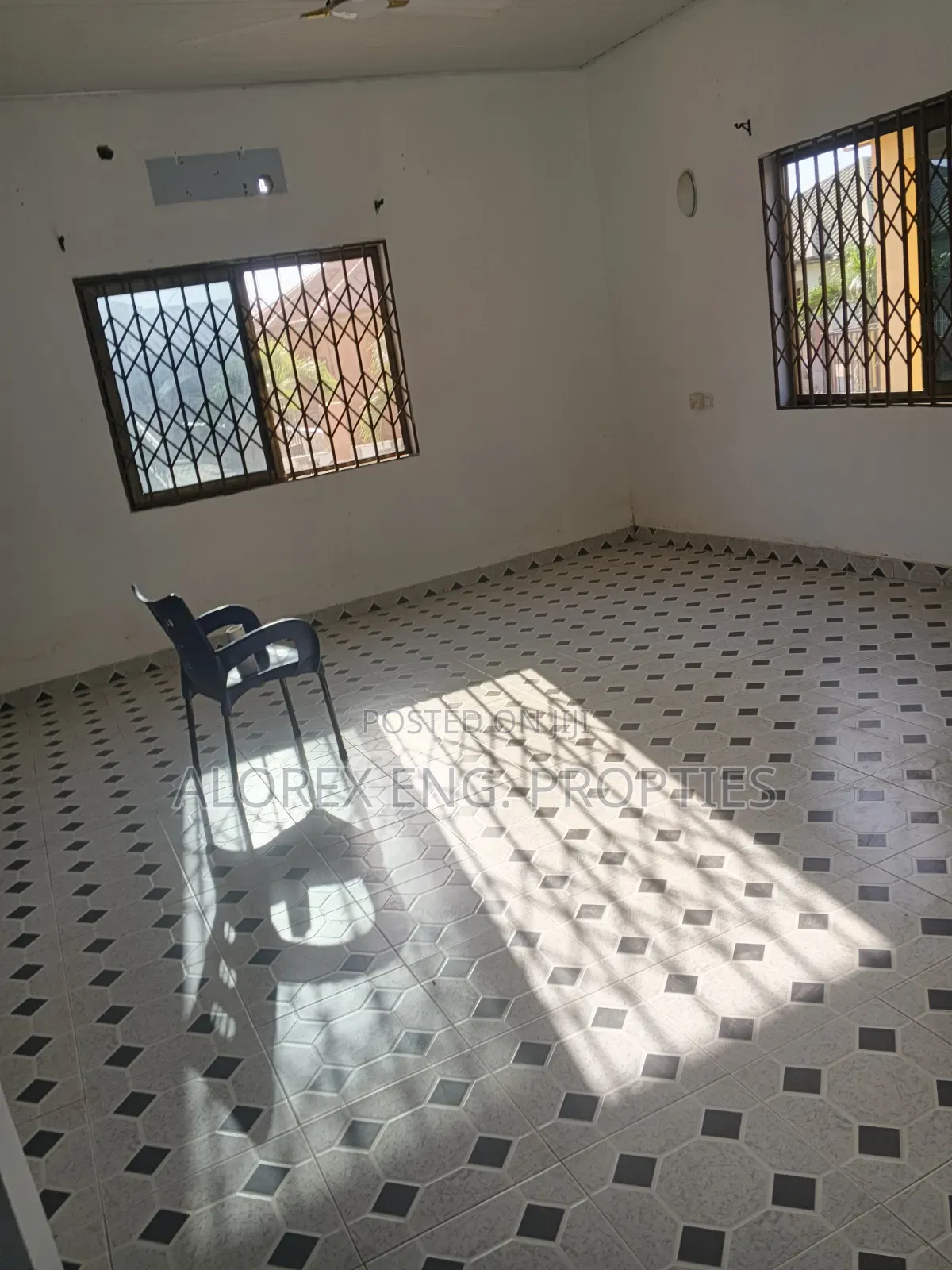 4bdrm House in Oyarifa, Ghana Flag for rent