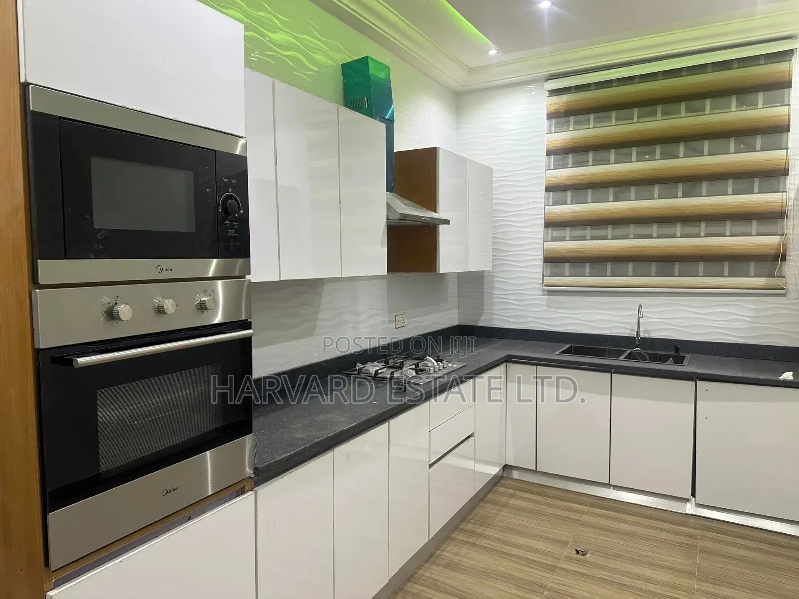 Furnished 4bdrm House in Ahodwo Daban, Kumasi Metropolitan for sale
