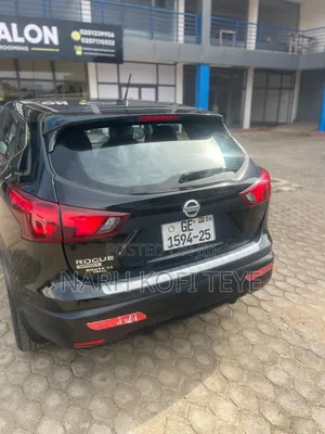 Nissan Rogue S AWD 2018 Black