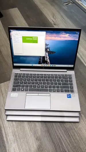 Laptop HP ZBook Firefly G8 16GB Intel Core i7 SSD 512GB