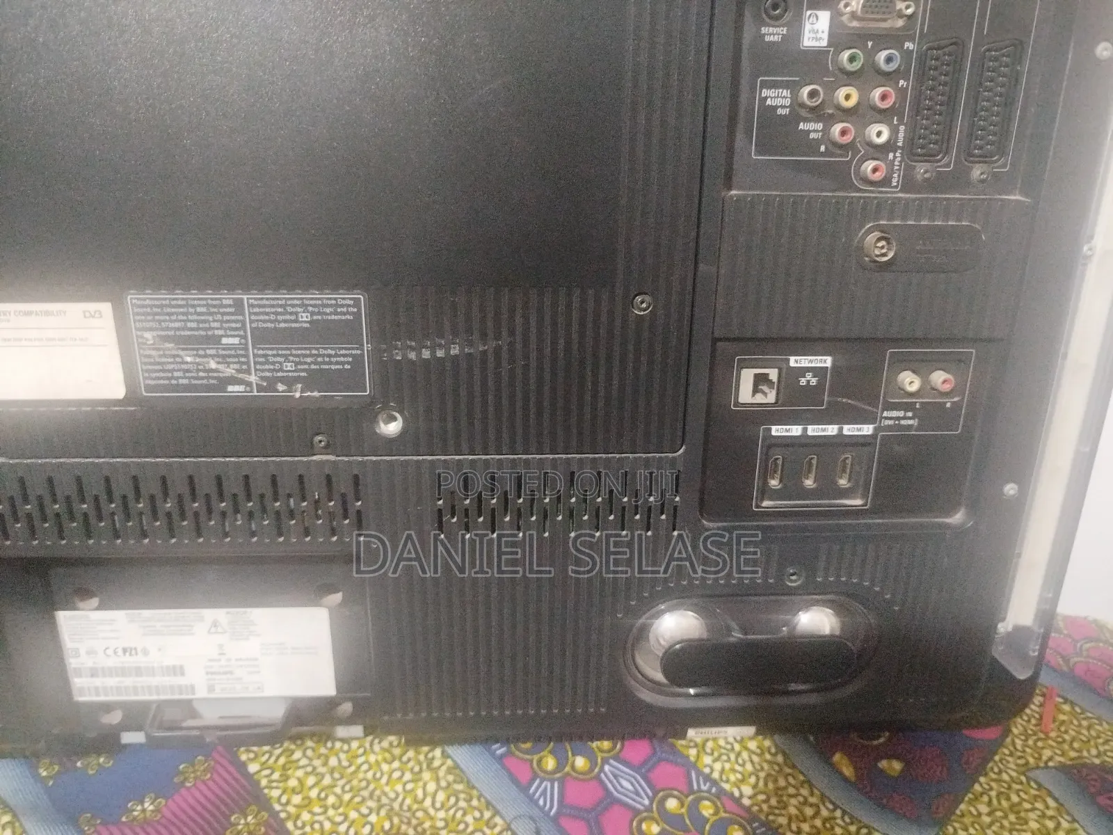 43inchs Phillips Tv With Decoder for Quick Sale
