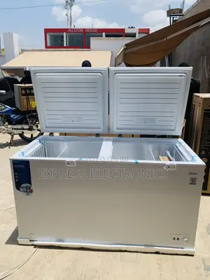 Energy Efficiency White 508l Chest Two Door Freezer Midea