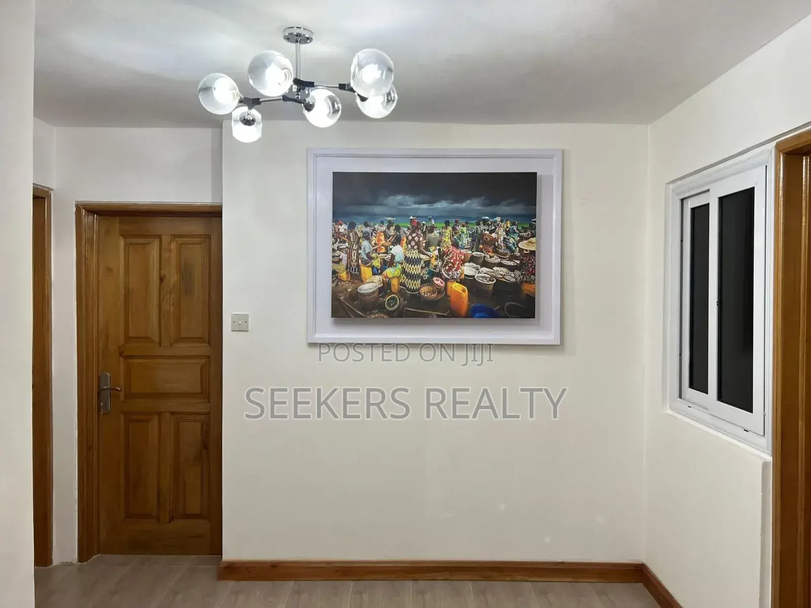 Furnished 3bdrm Apartment in Seekers Realty, Oxford Street for rent