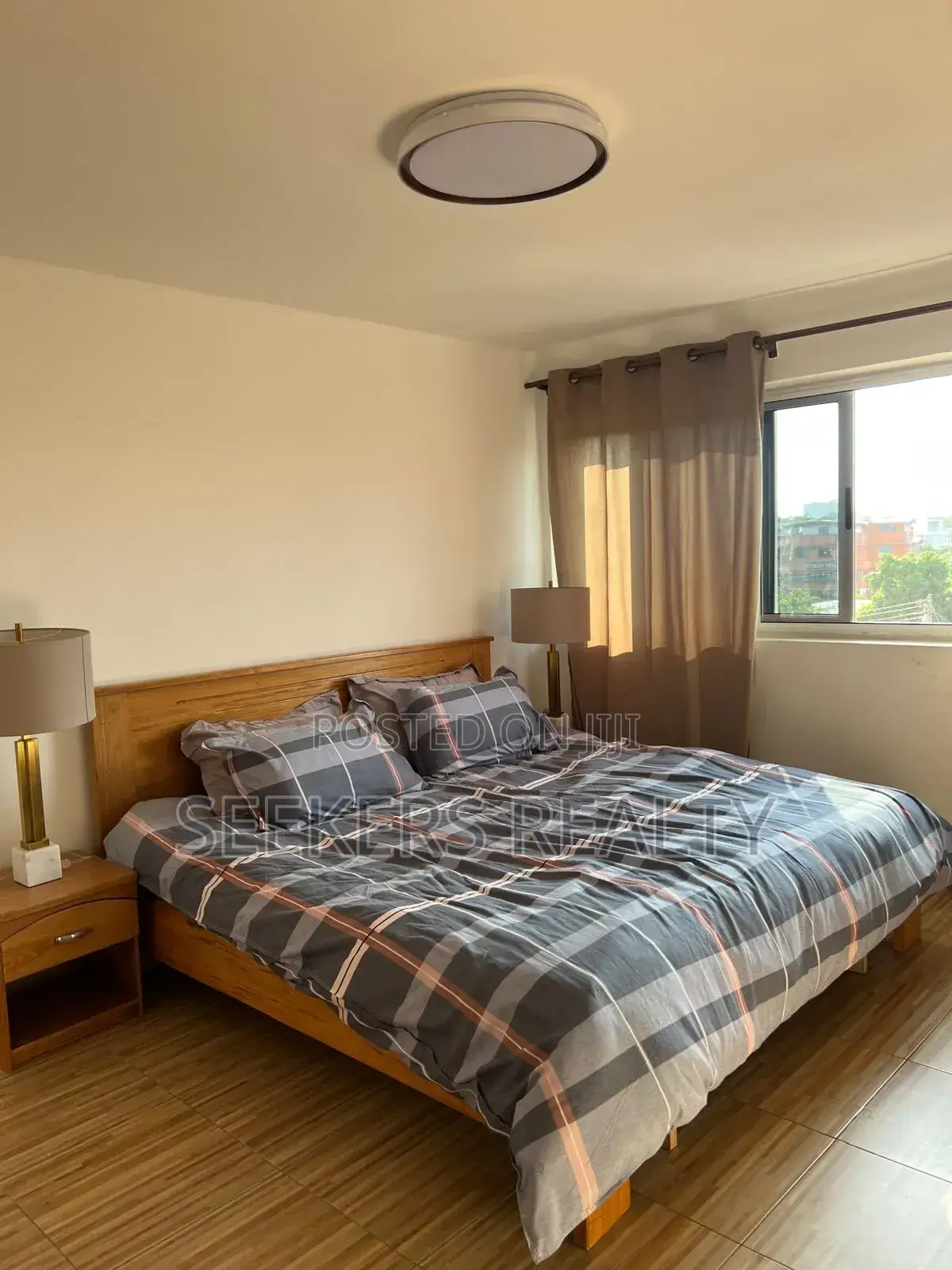 Furnished 3bdrm Apartment in Seekers Realty, Oxford Street for rent