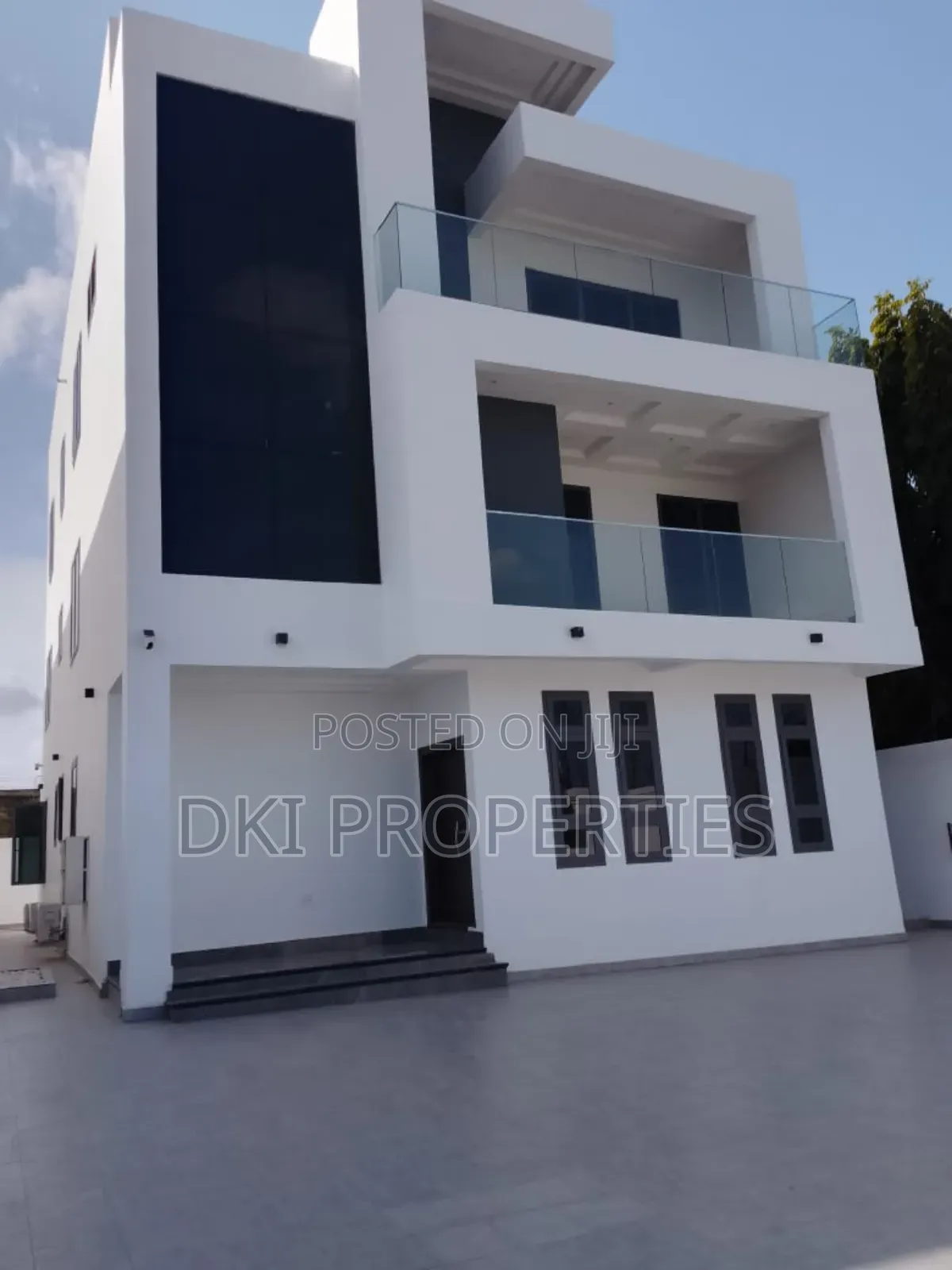 4bdrm House in Dki Properties, Oyibi for sale