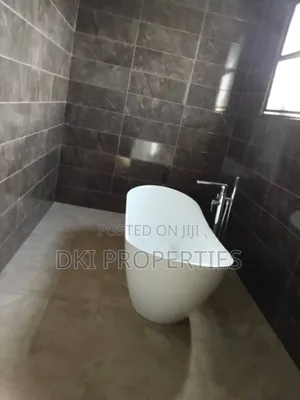 4bdrm House in Dki Properties, Oyibi for sale
