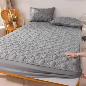 King Size Waterproof Bedspread and 2pillow Covers
