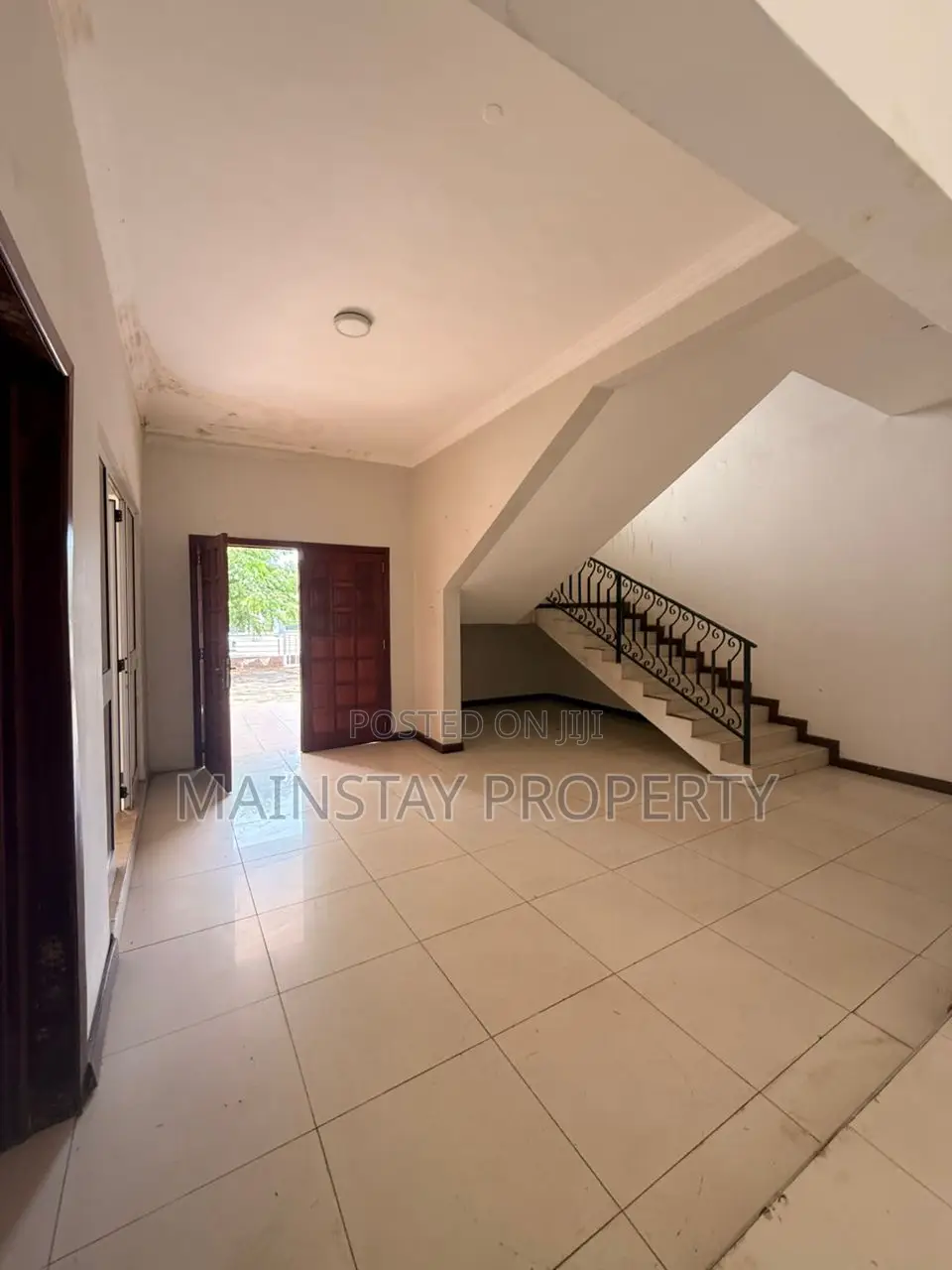 4bdrm House in Mainstay Estates, Cantonments for rent