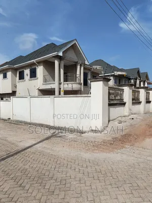 4bdrm House in Free Will Agency, Kumasi Metropolitan for sale