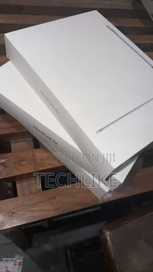 New Laptop Apple MacBook Air 2026 M5 13-inch 16GB Apple M5 SSD 512GB