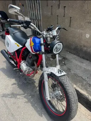 Honda 2005 White