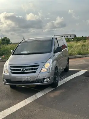 Hyundai Starex 2017 Grey