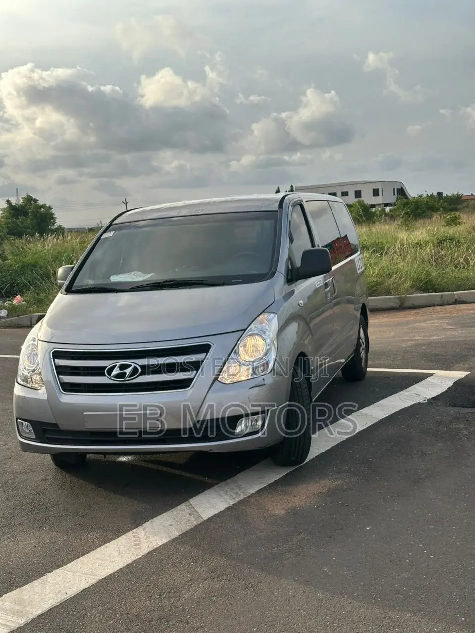 Hyundai Starex 2017 Grey