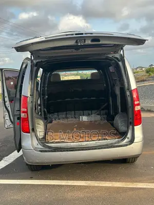 Hyundai Starex 2017 Grey