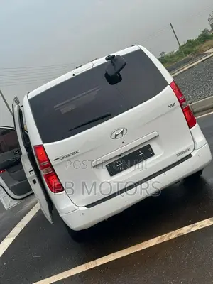 Hyundai Starex 2017 White