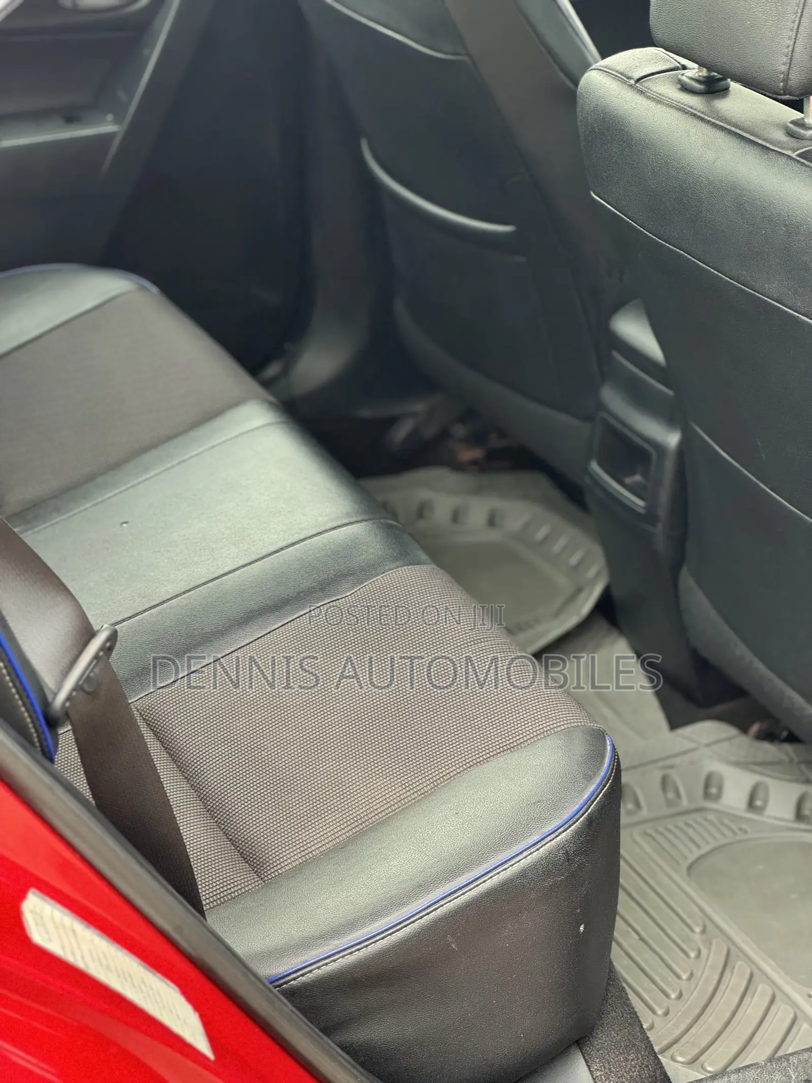 Toyota Corolla SE (1.8L 4cyl 6M) 2019 Red