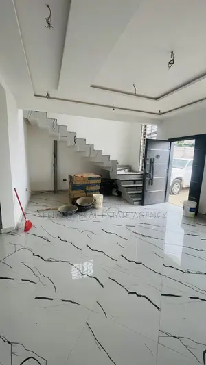 3bdrm Duplex in Sefdard Properties, Kwabenya for sale