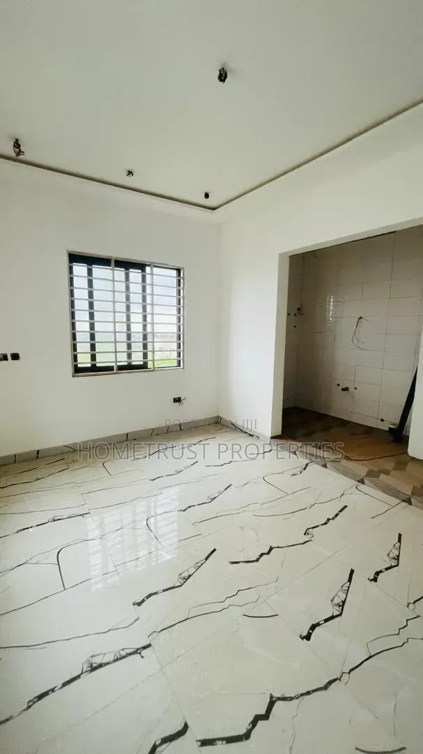 3bdrm Duplex in Ashongman Bank Of, Kwabenya for sale