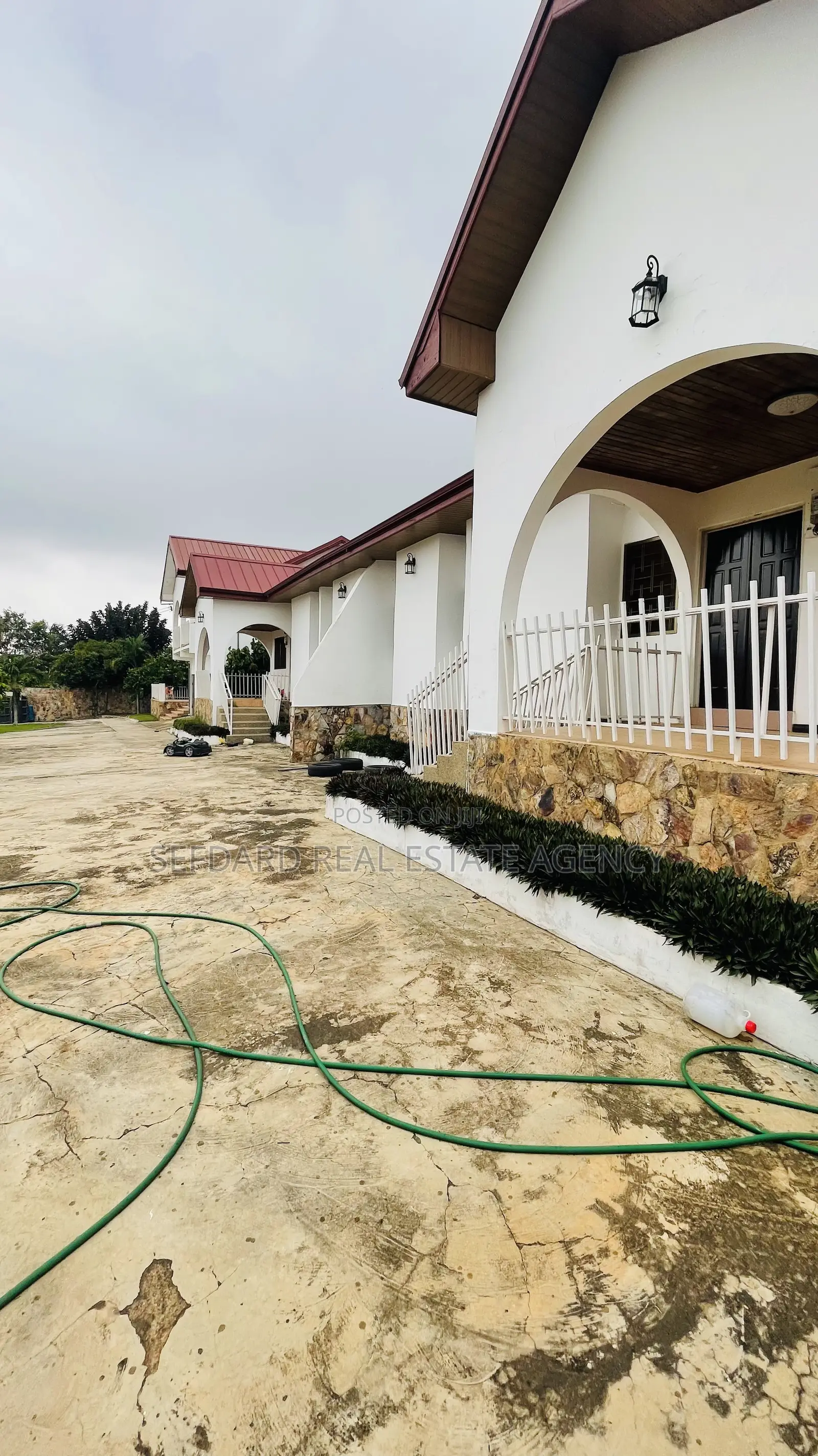 3bdrm Apartment in Sefdard Properties, Kwabenya for rent