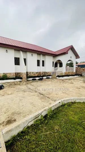 3bdrm Apartment in Sefdard Properties, Kwabenya for rent