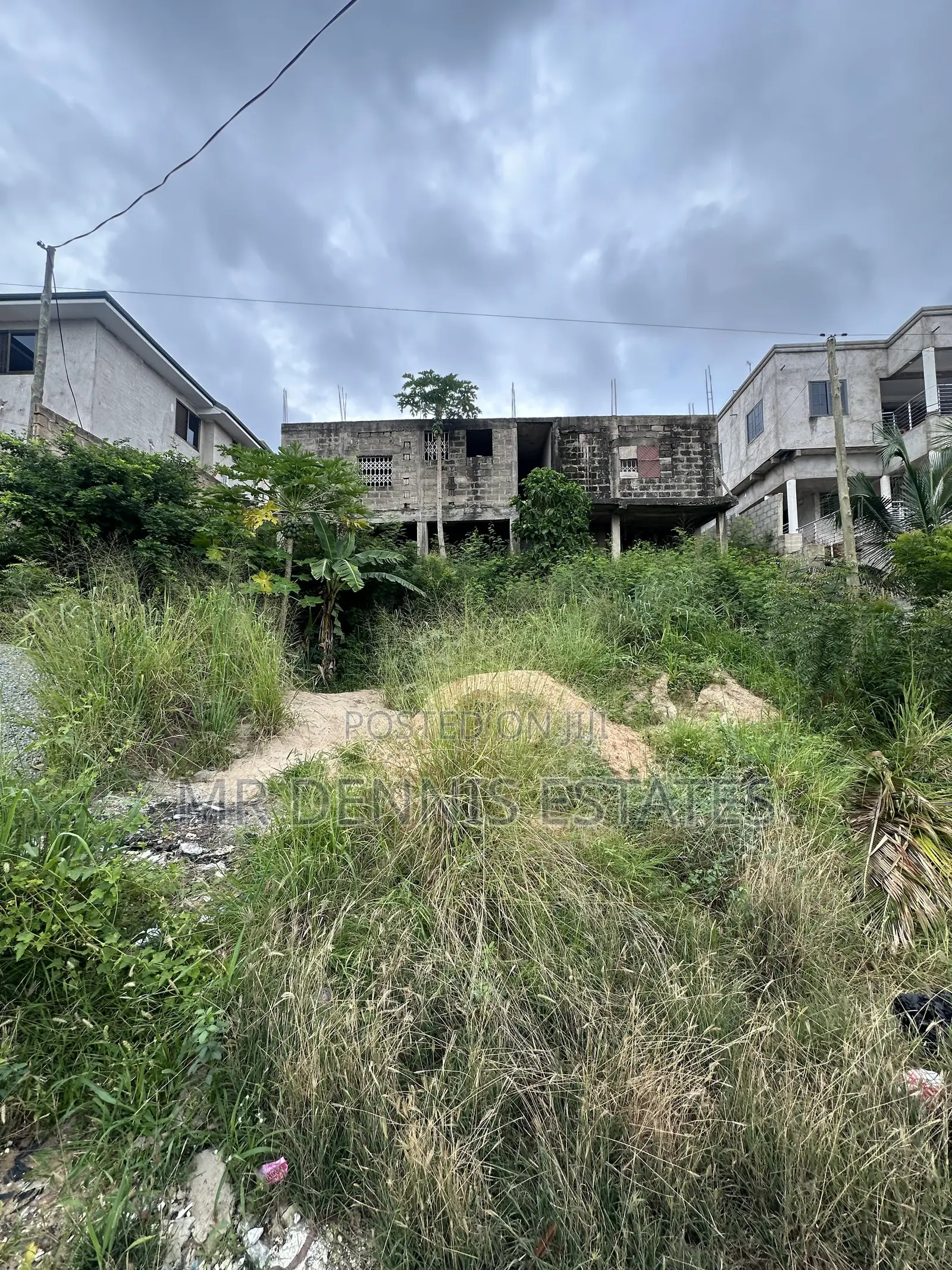 9bdrm Apartment in Mr Dennis Estates, Old Barrier for sale