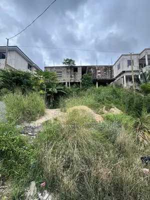 9bdrm Apartment in Mr Dennis Estates, Old Barrier for sale