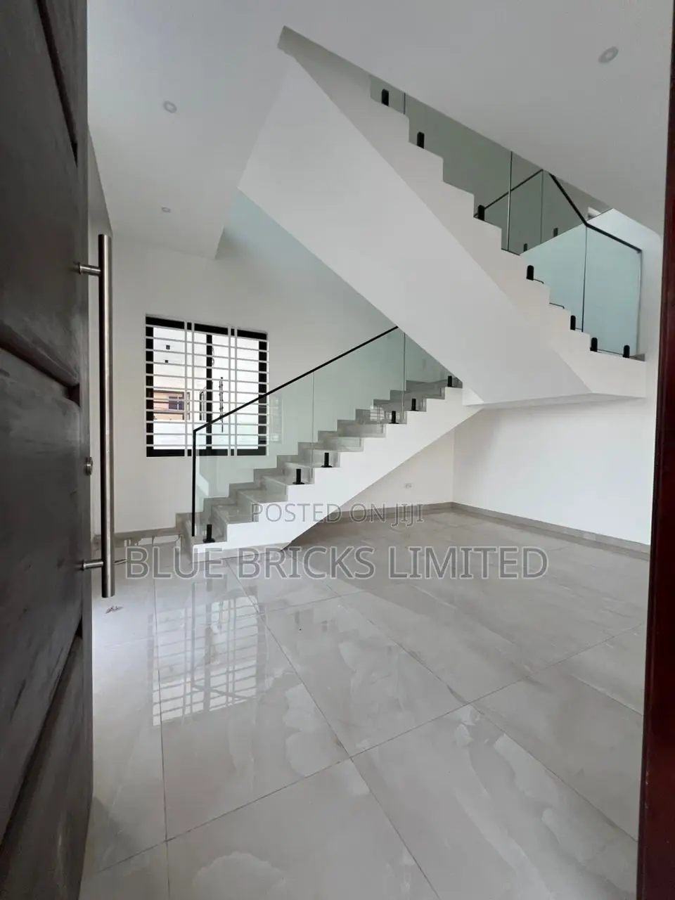 5bdrm House in Sakumono, Regimanuel Gray Estates for sale