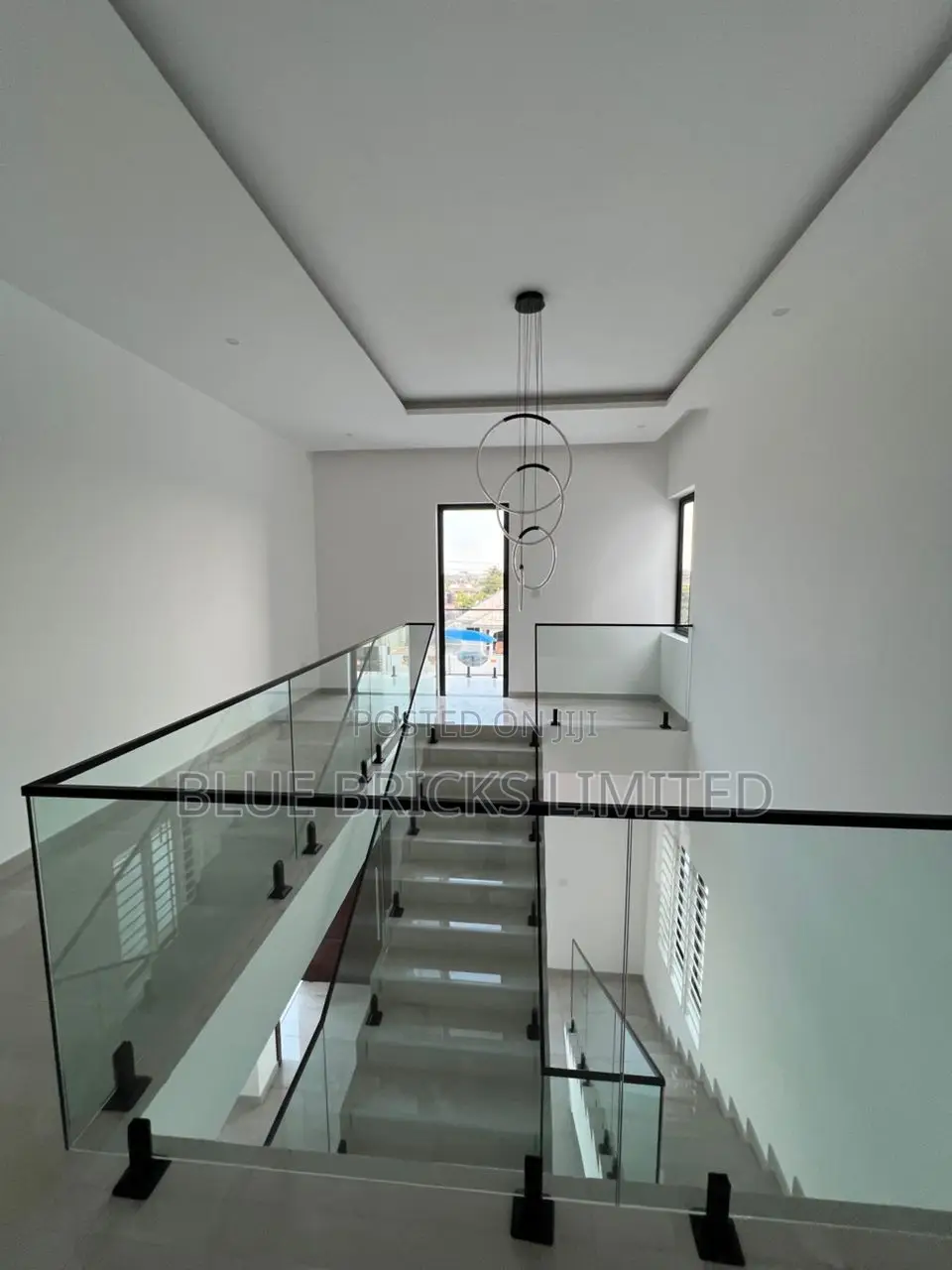 5bdrm House in Sakumono, Regimanuel Gray Estates for sale