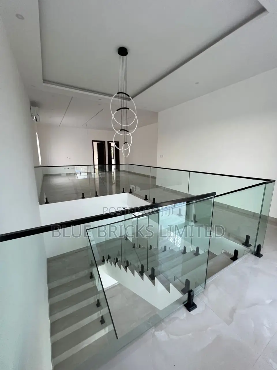 5bdrm House in Sakumono, Regimanuel Gray Estates for sale