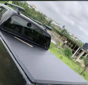 Toyota Hilux Tri Fold Bucket Cover ( Soft Type)