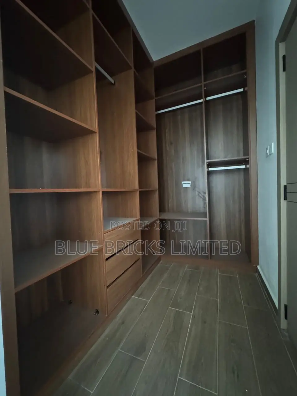 4bdrm House in Spintex Manet for rent