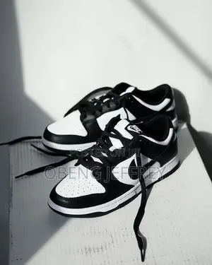 Original Nike Low Dunk Retro Panda Black/White