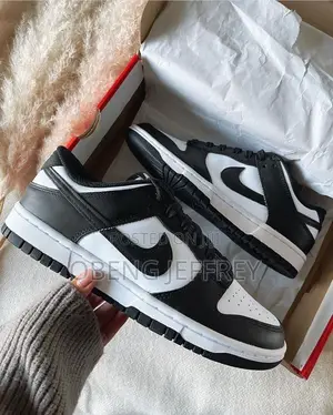 Original Nike Low Dunk Retro Panda Black/White