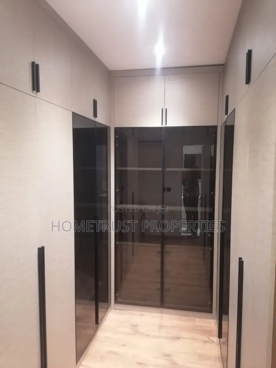 Furnished 5bdrm Duplex in Cantonment, US Embassy Area for sale