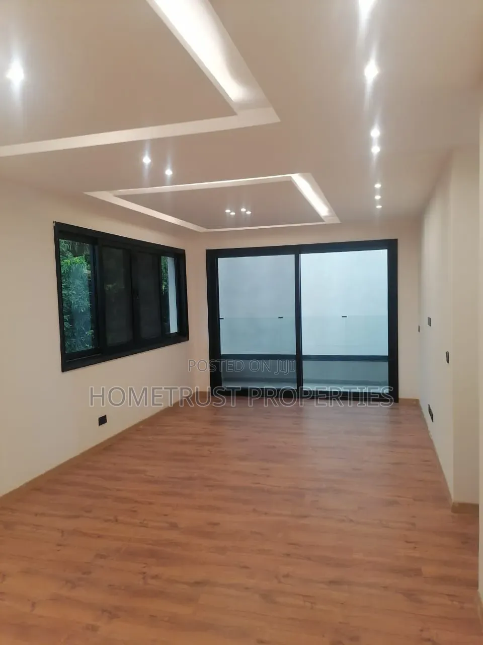 Furnished 5bdrm Duplex in Cantonment, US Embassy Area for sale
