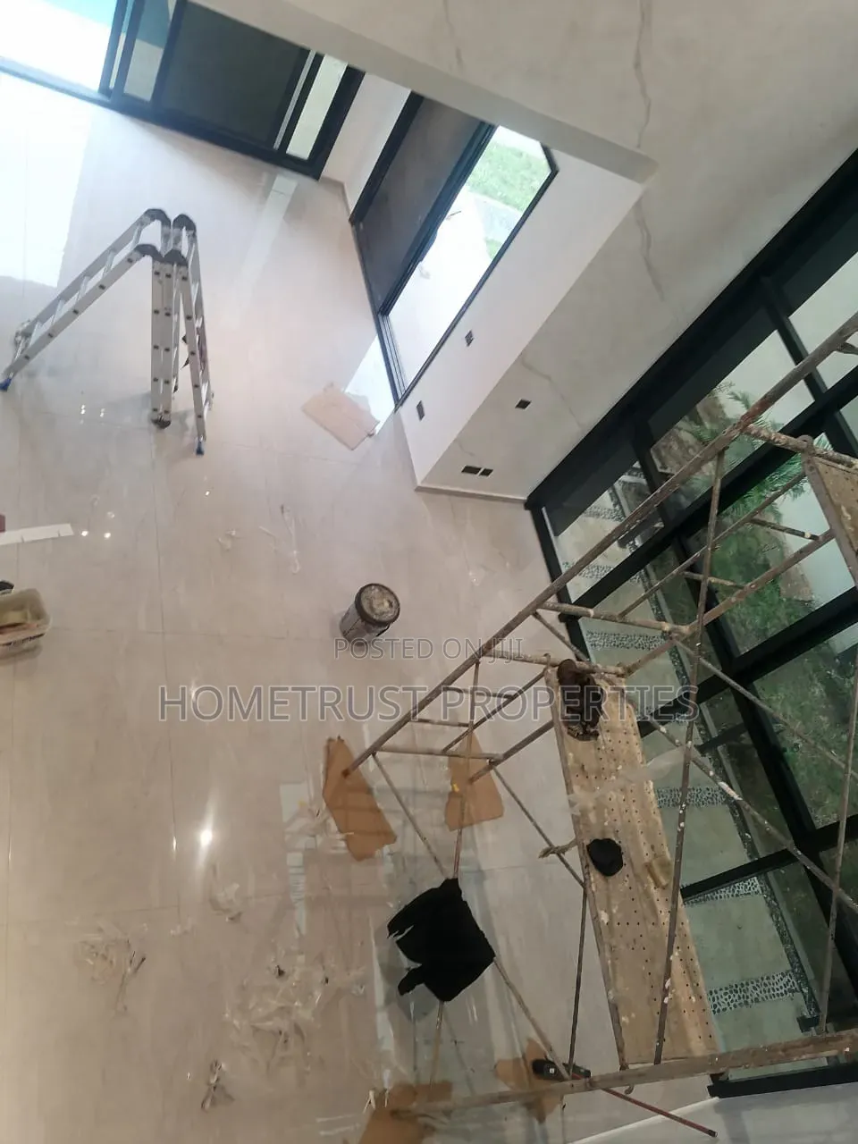 Furnished 5bdrm Duplex in Cantonment, US Embassy Area for sale