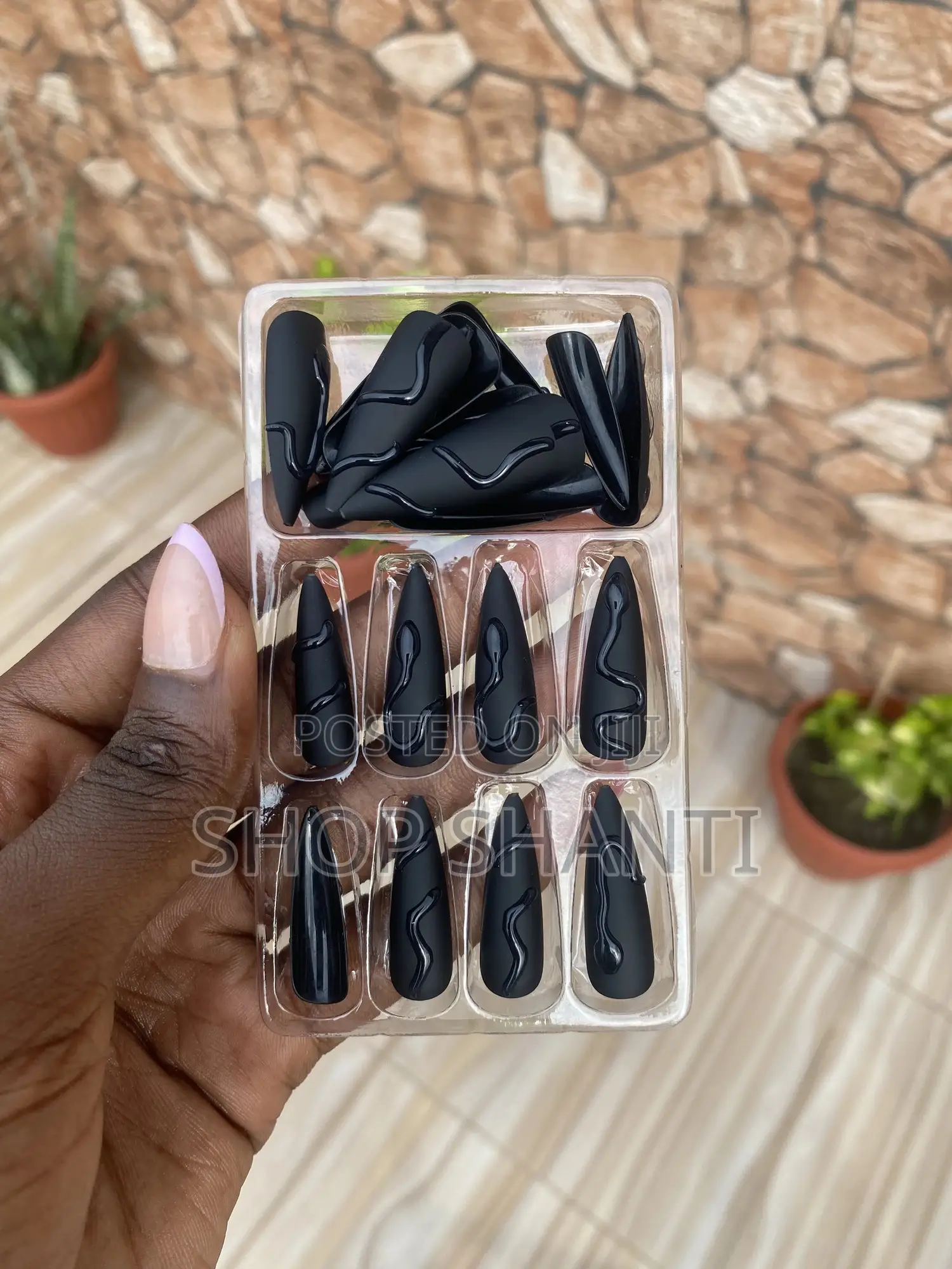 24pcs Stiletto Press-on Nails With Elegant 3d Designs