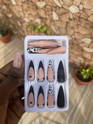 24pcs Stiletto Press-on Nails With Elegant 3d Designs