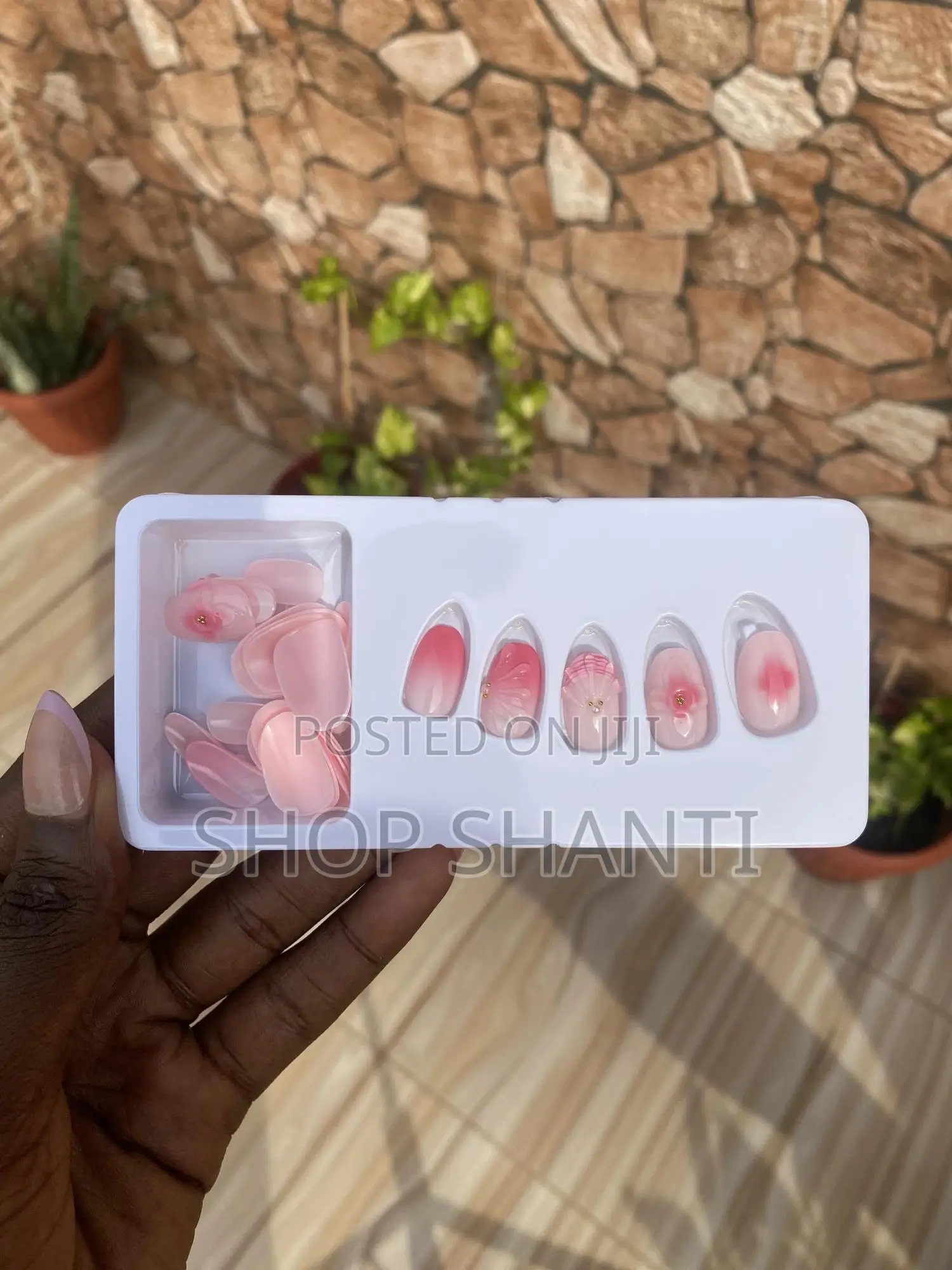 24pcs Basic Press-on Nails With Simple Cute Designs