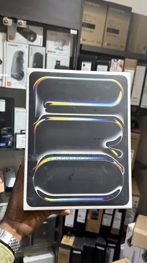 New Apple iPad Pro 13 (2025) 512 GB Gray