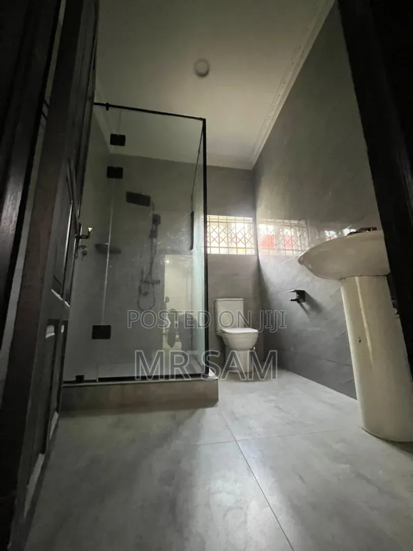 Furnished 3bdrm House in Sam Properties, Manhean for sale